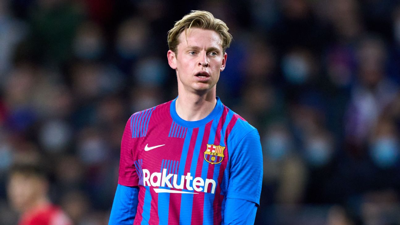 Transfer Talk: Manchester United pursuing Barcelona's Frenkie de Jong